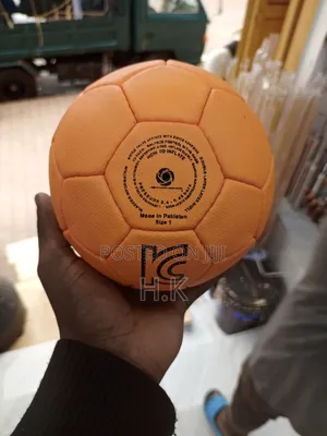 Hattrick Hb-64 Deluxe Rubber Handball, Size 1