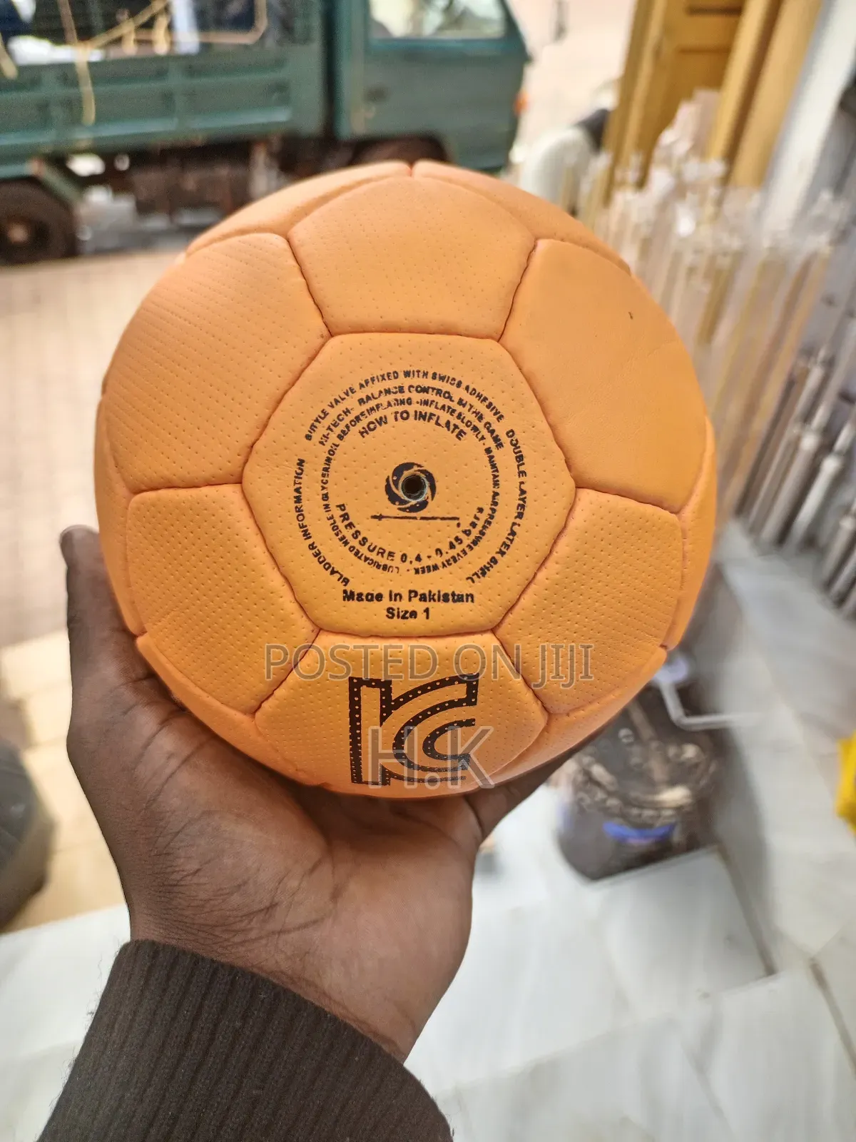 Hattrick Hb-64 Deluxe Rubber Handball, Size 1