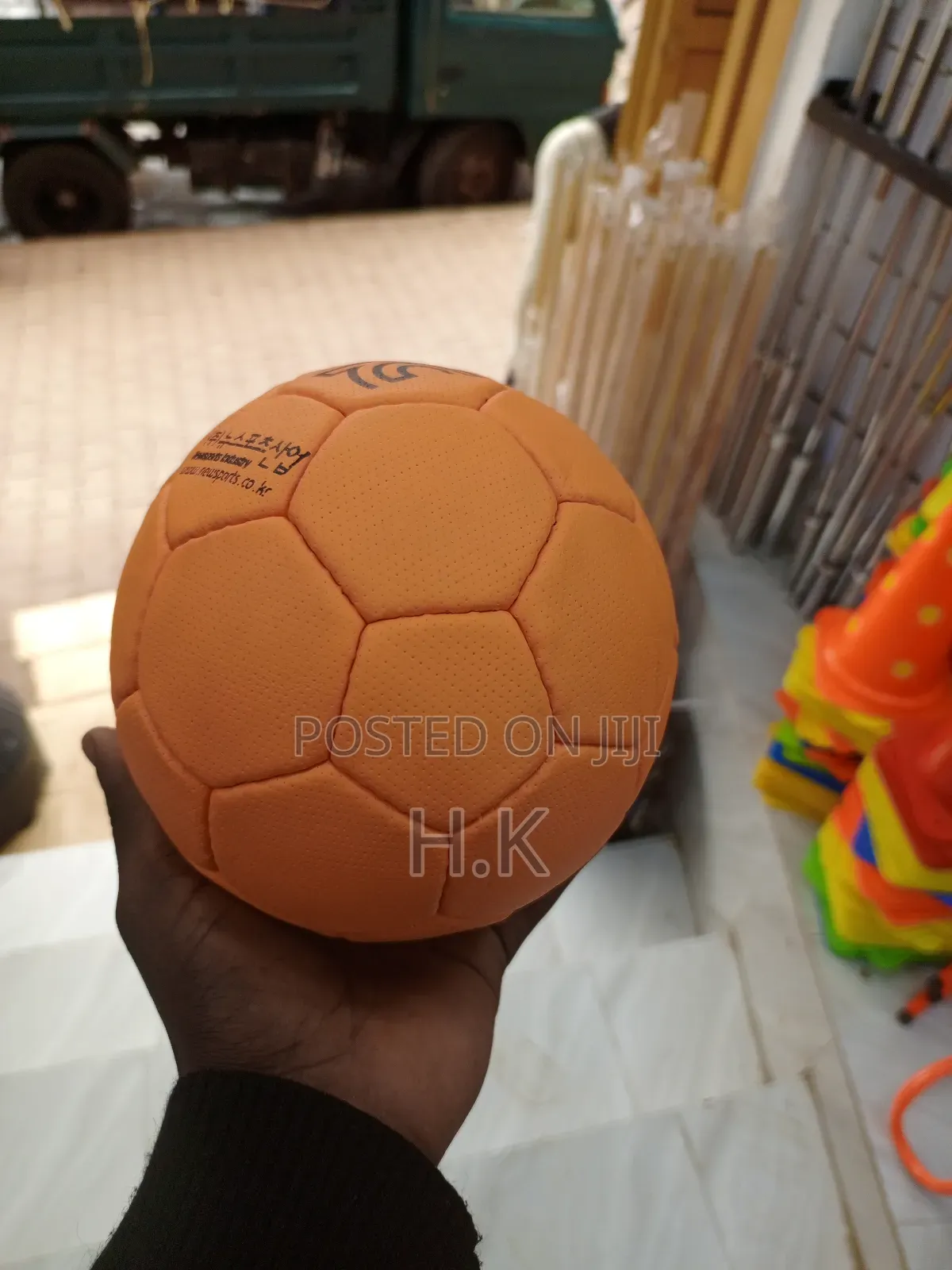 Hattrick Hb-64 Deluxe Rubber Handball, Size 1