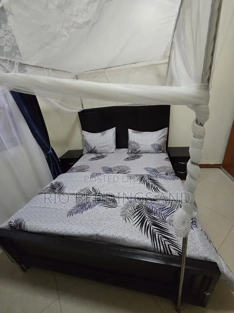 Bed Cover / Duvet Cover 4pics / 4x6 and 5x6