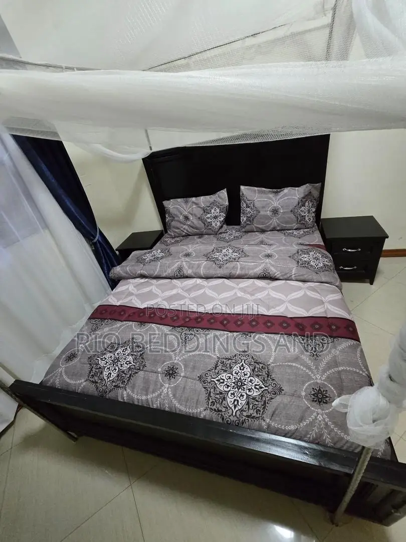 Bed Cover / Duvet Cover 4pics / 4x6 and 5x6