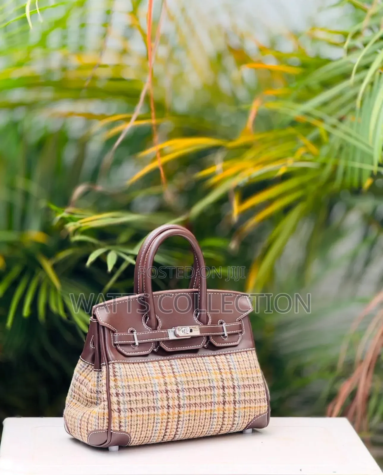 Ladies Hand Bag