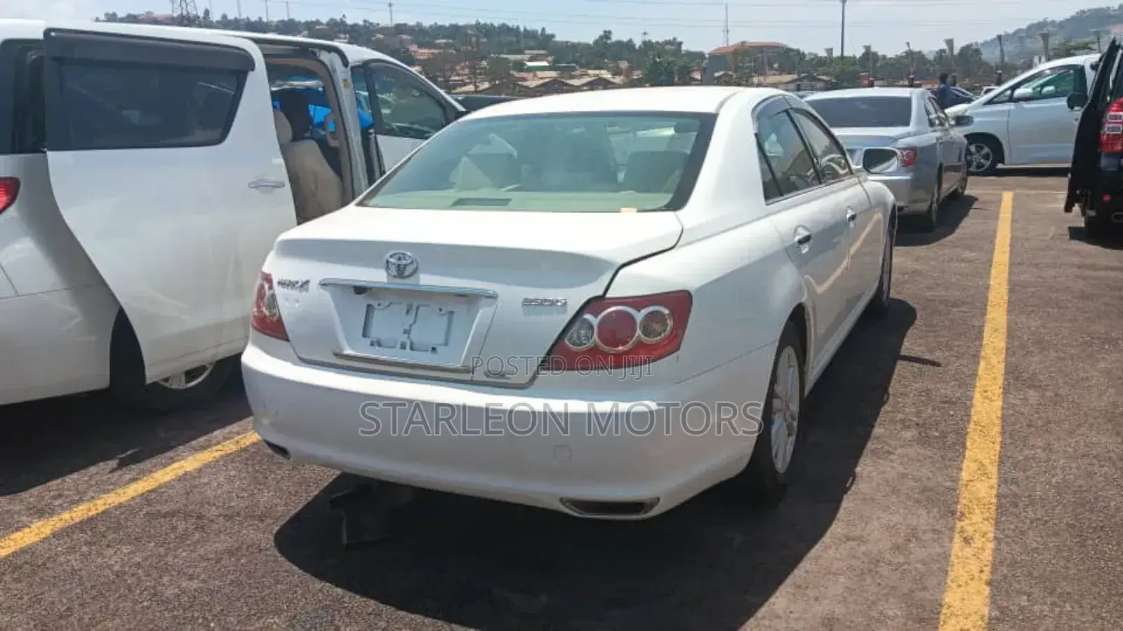 Toyota Mark X 2.5 AWD 2010 White