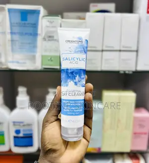 Photo - Creightons Salicylic + Lactic Acid Clay Foaming Cleanser