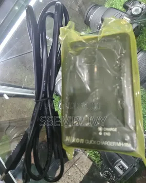 Nikon Mh-18a Original Camera Battery Charger
