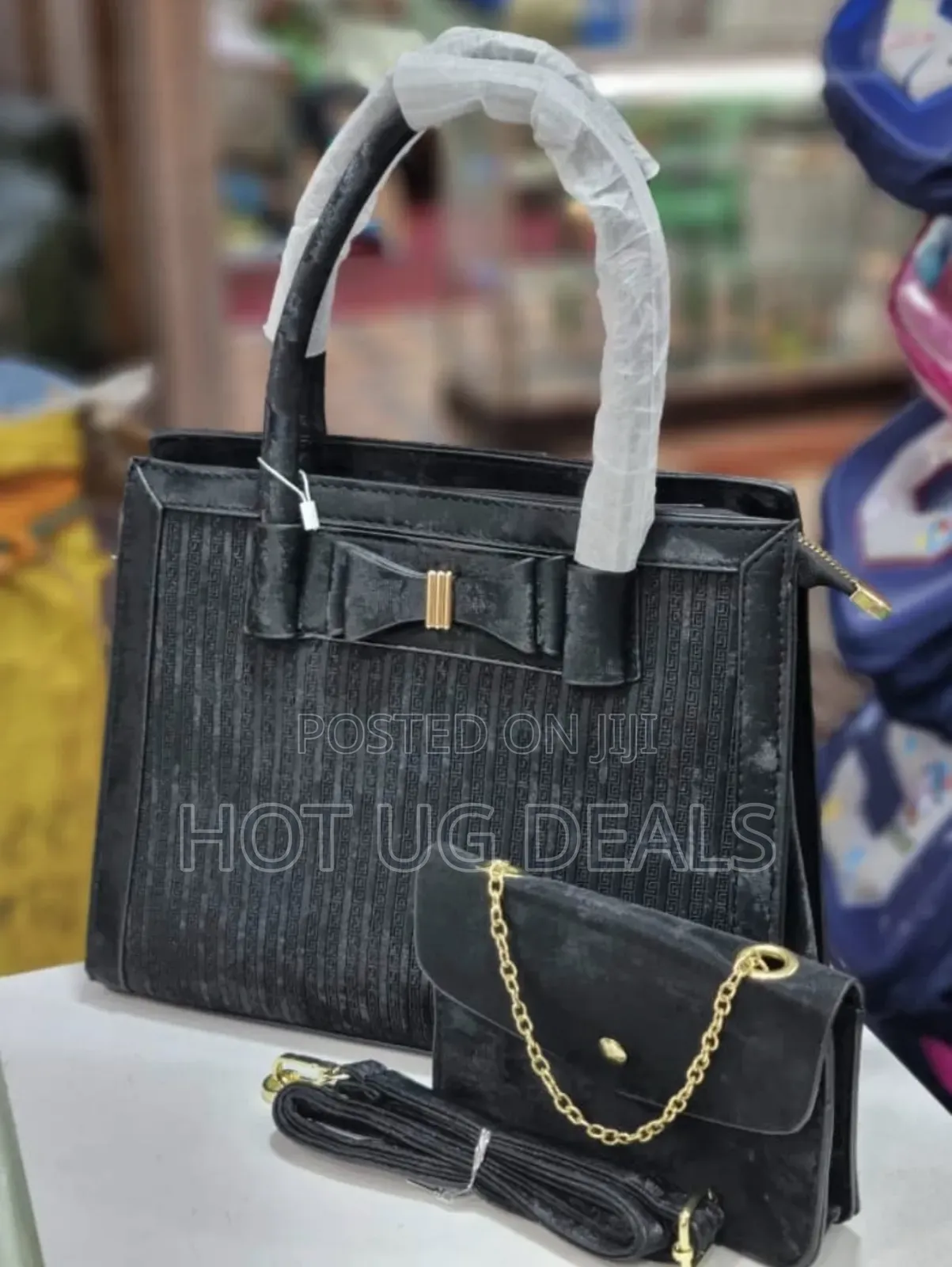 2pcs Ladies Classic Handbag - Colour May Vary