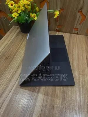 New Laptop Dell XPS 15 9570 32GB Intel Core I7 SSD 1T