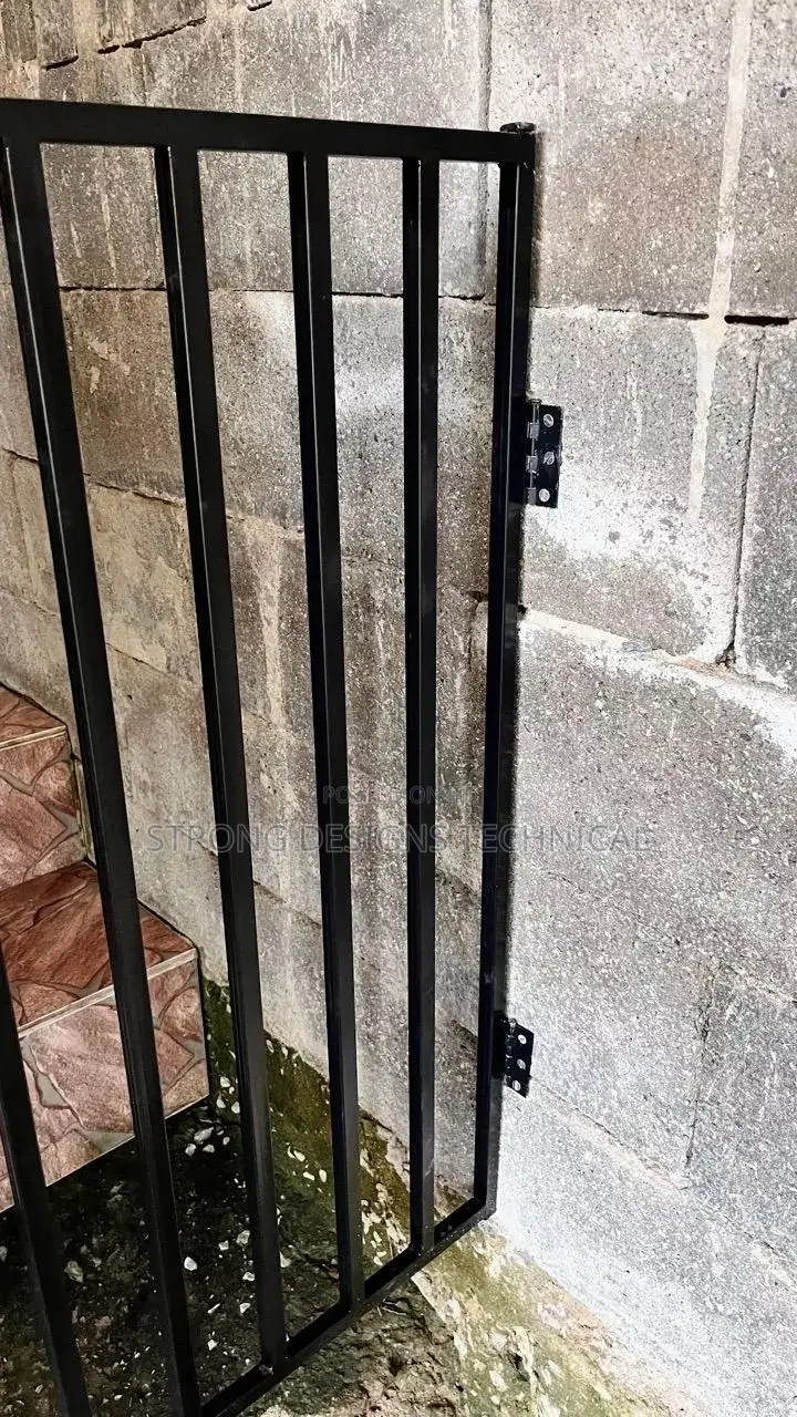 Safety Gates for Pets / Babies Both Indoor and Outdoor