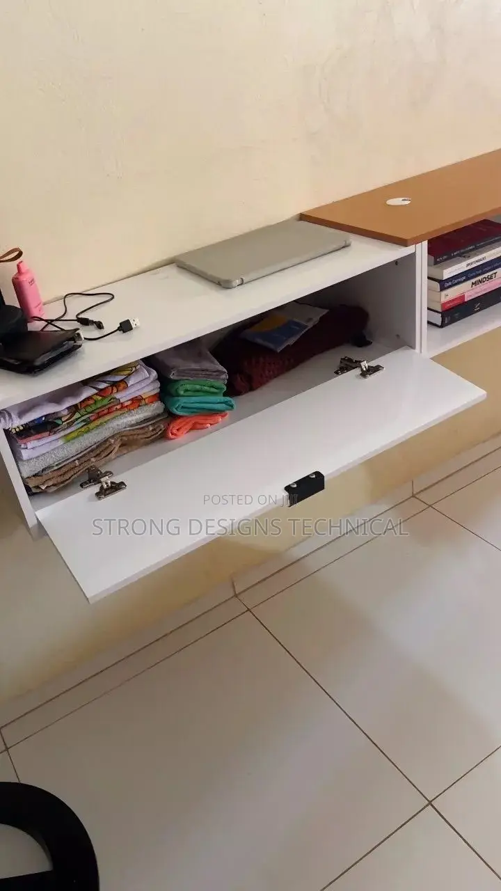 1.4 Floating Tv Stand/ Wall Unit Up to 55 Inch Tv