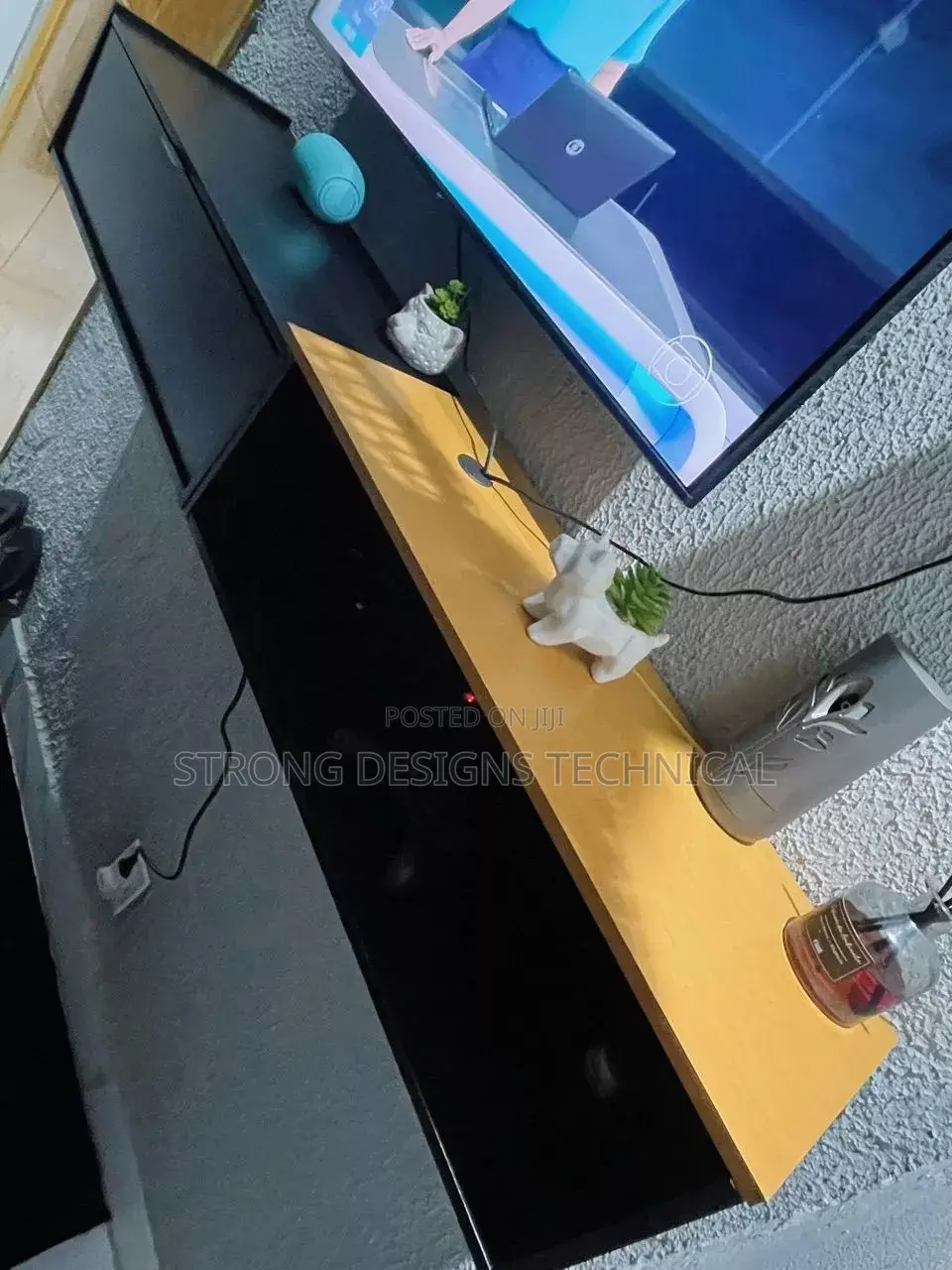 1.4 Floating Tv Stand/ Wall Unit Up to 55 Inch Tv