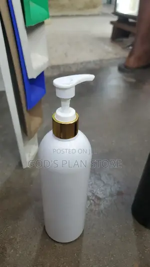 Colored Plastic Spray Bottles