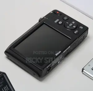 Nikon Coolpix A100 20.1mp 10x Digital Camera Black