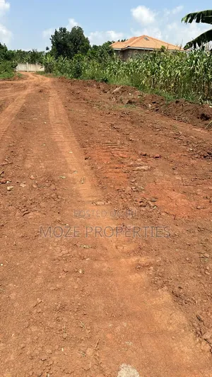 50x100 Plots for Sale in Kasangati Nangabo New Estate.