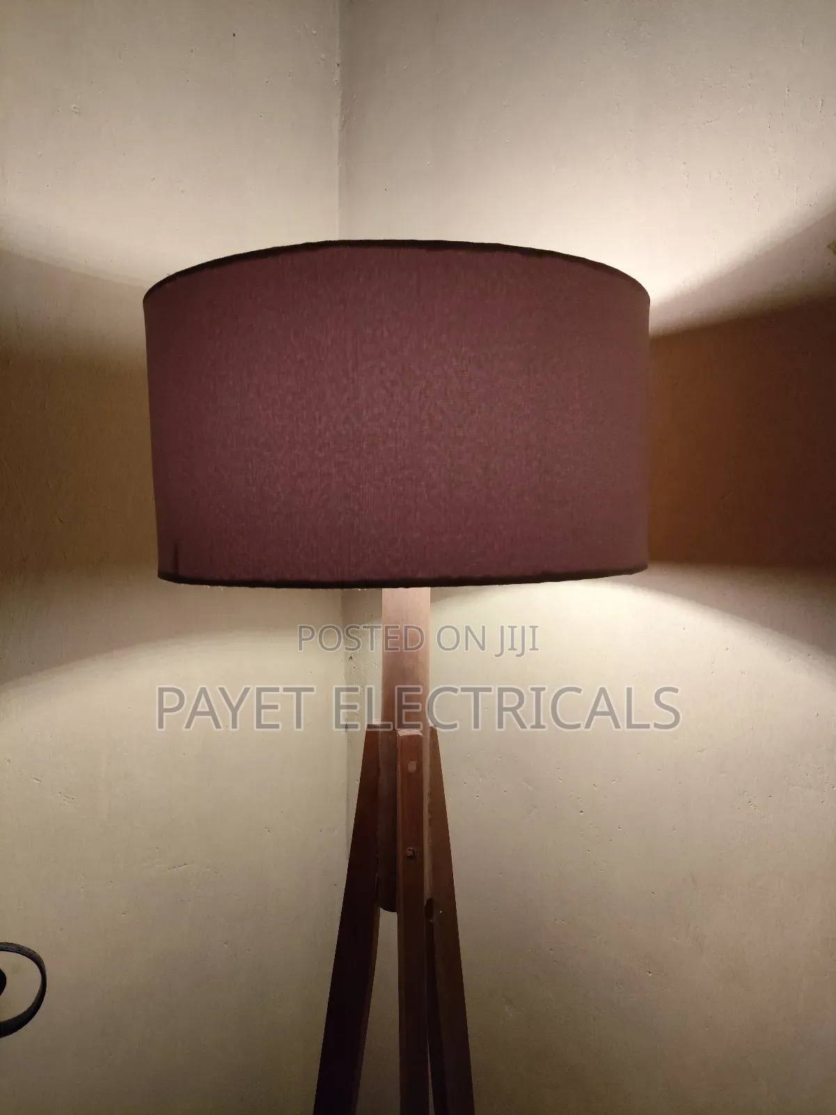 Floor Lamp Holder