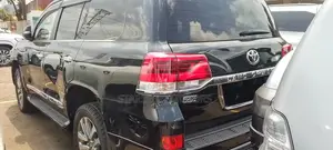 Toyota Land Cruiser Prado 2021 Black