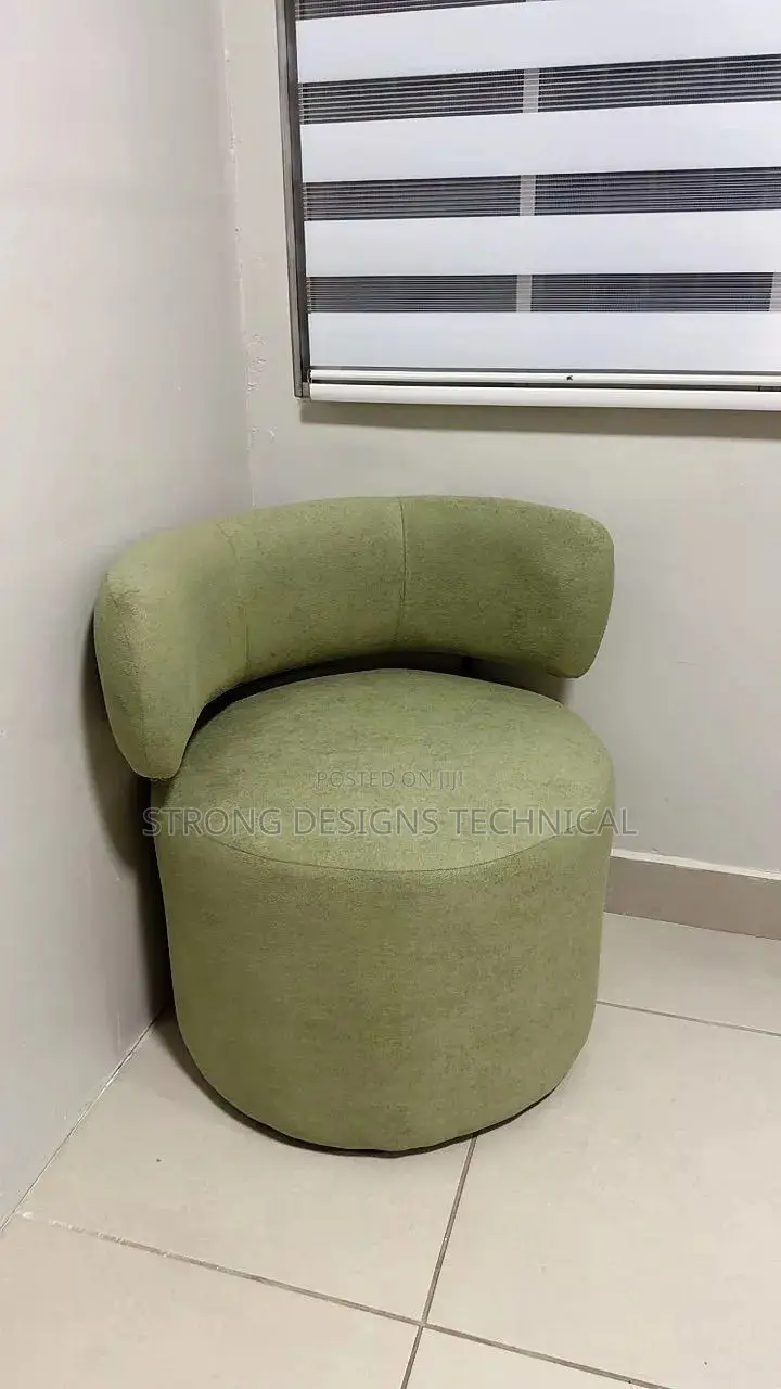 Round Client’S Chair for Nail Salons/ Reception/ Boutiques