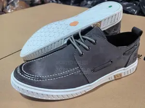 Classic Timberland Casual Leather Laced Sneakers in Stock