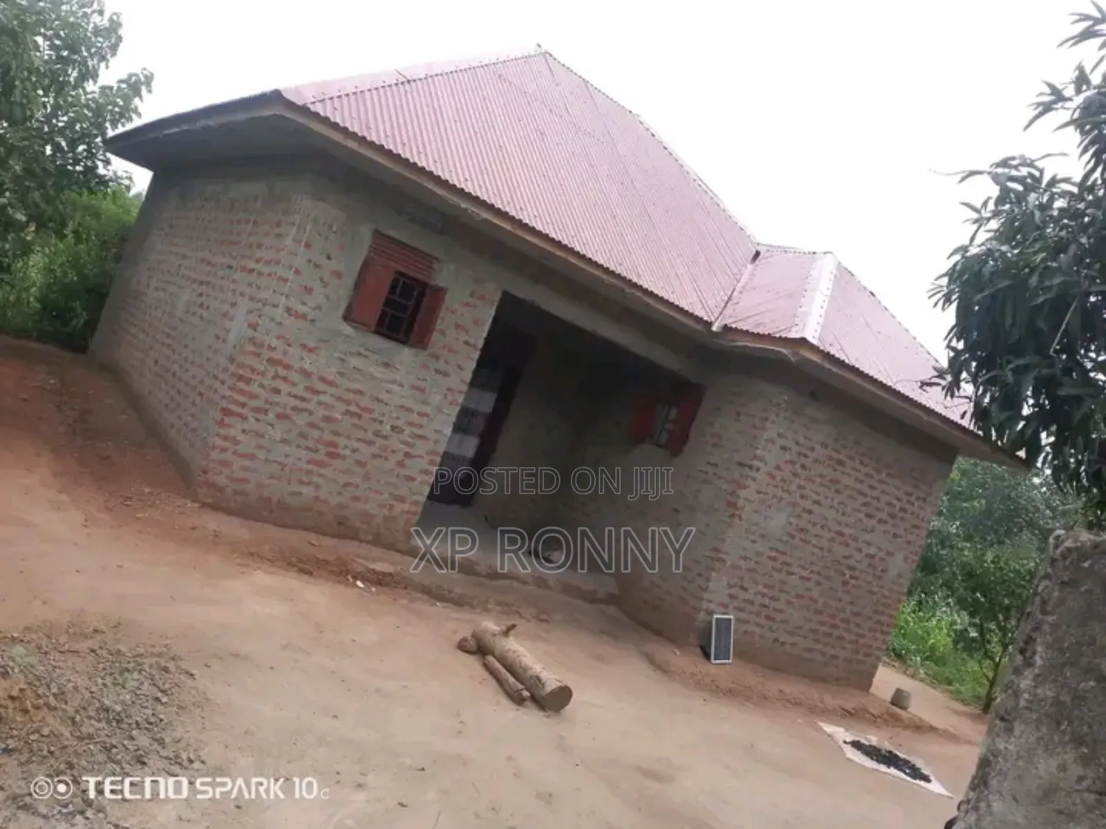 1bdrm House in Lira for sale