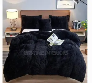 6pcs Plain Black Fluffy Duvet Set