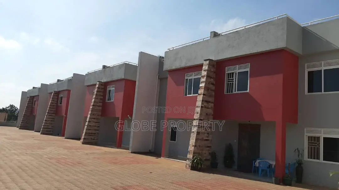 Furnished 4bdrm Maisonette in Bukoto, Central Division for sale