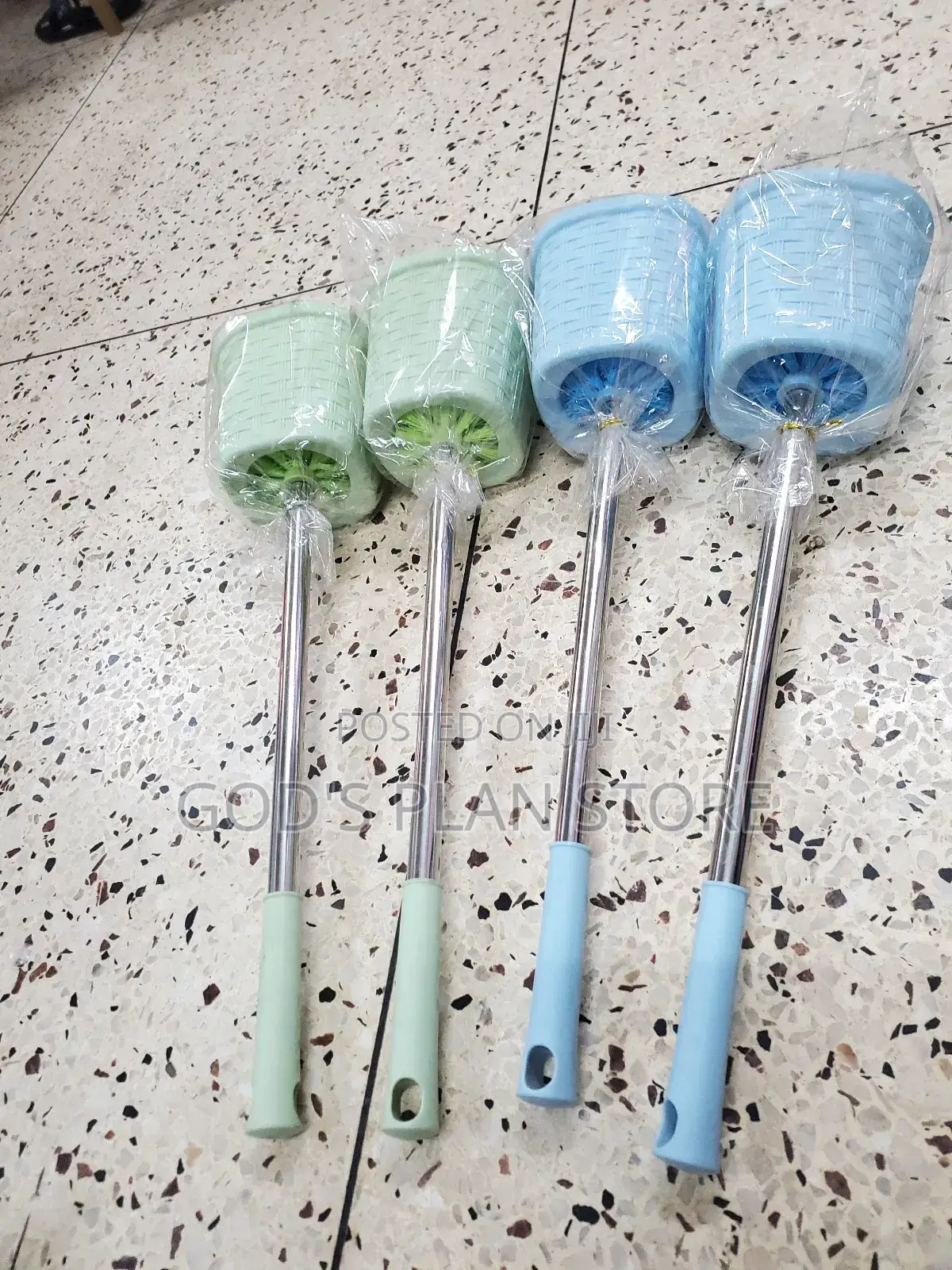 Cleaning Toilet Brushes