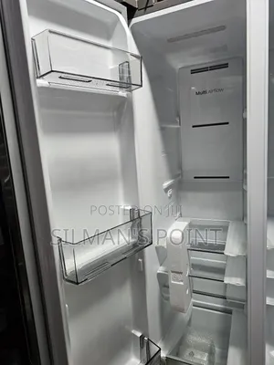 Hisense 750 Litres Side by Side Fridge