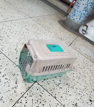 Portable Plastic Dogs Cage/Cat
