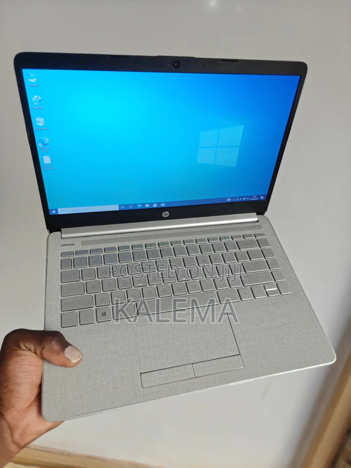 Laptop HP 14-dq1025cl 8GB AMD Ryzen 3 SSHD+SSD 512GB