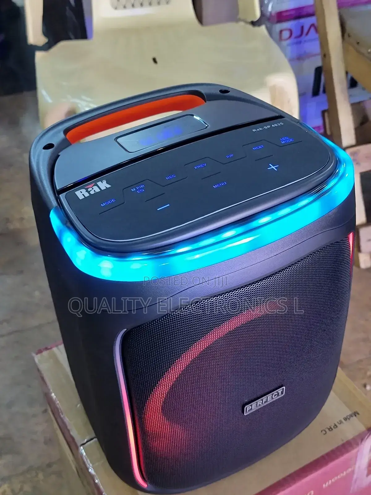 Perfect Mobile Portable Speaker With Microphone