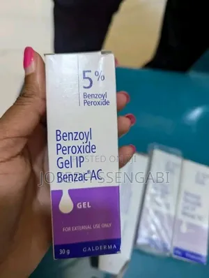 Photo - Benzyl Peroxide{Deep Skin Acne Treatment}