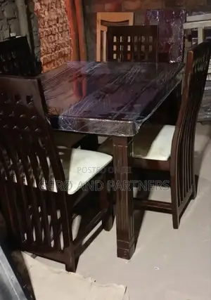 Four Seater Dining (Moderate Size)