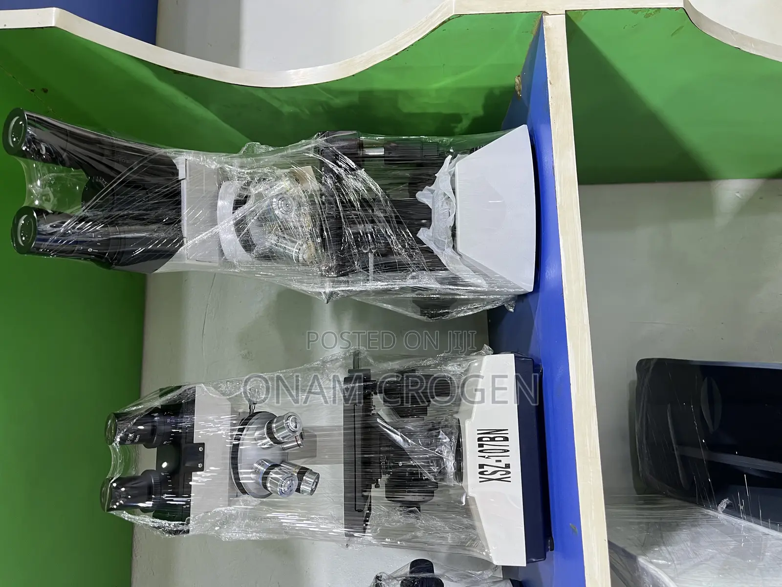 Microscope XSZ 100bn