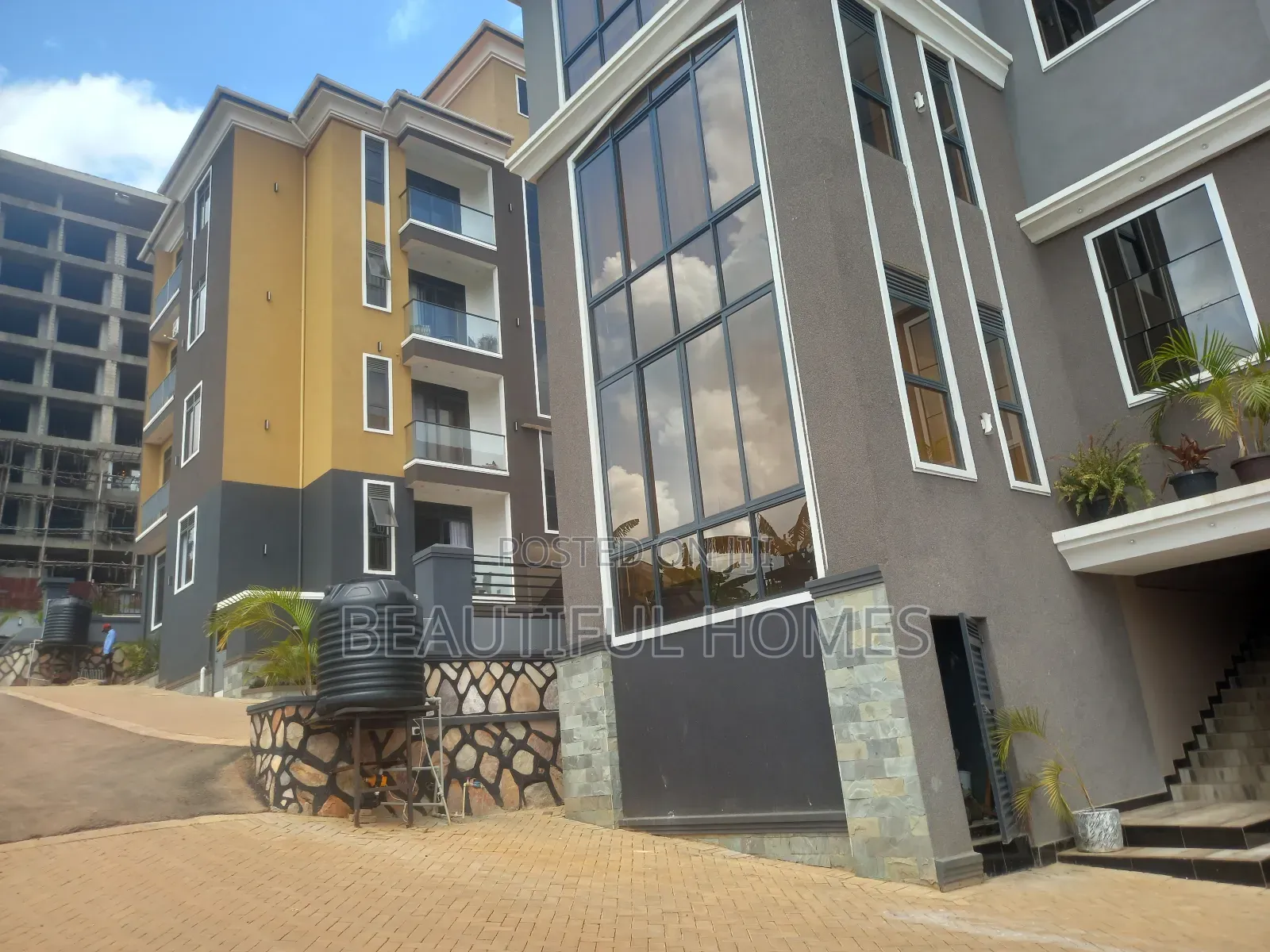 Furnished 2bdrm Apartment in Kisaasi, Central Division for sale