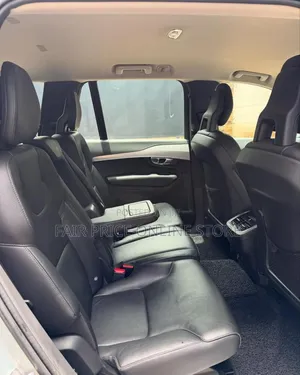 Volvo XC90 2017 Silver