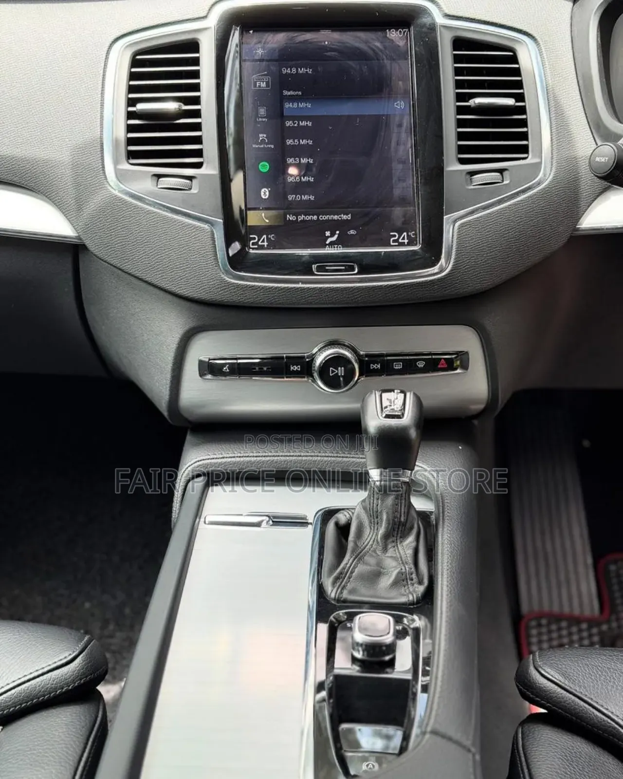 Volvo XC90 2017 Silver
