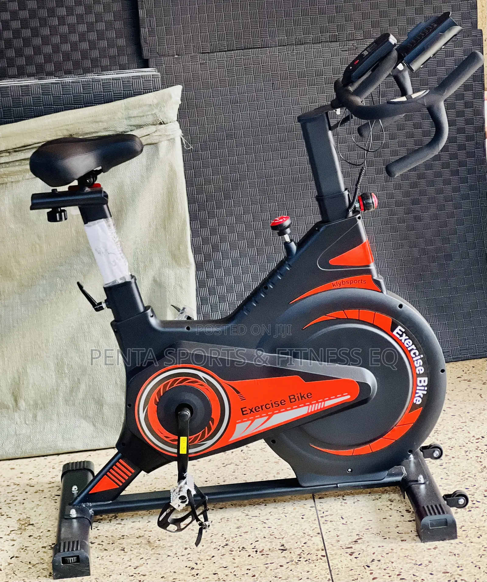 Spin Bike Happy Gym