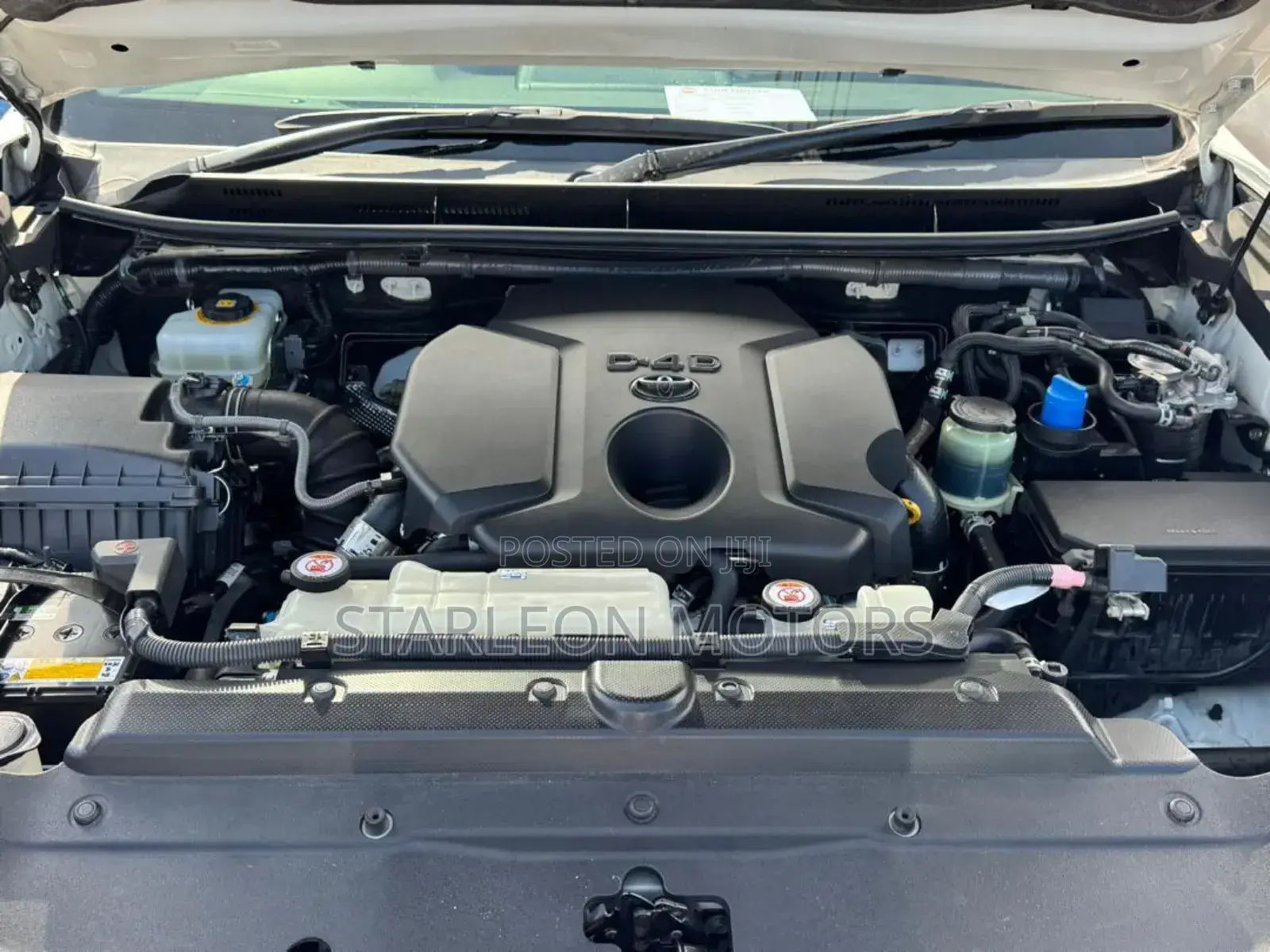 Toyota Land Cruiser Prado 2019 Pearl
