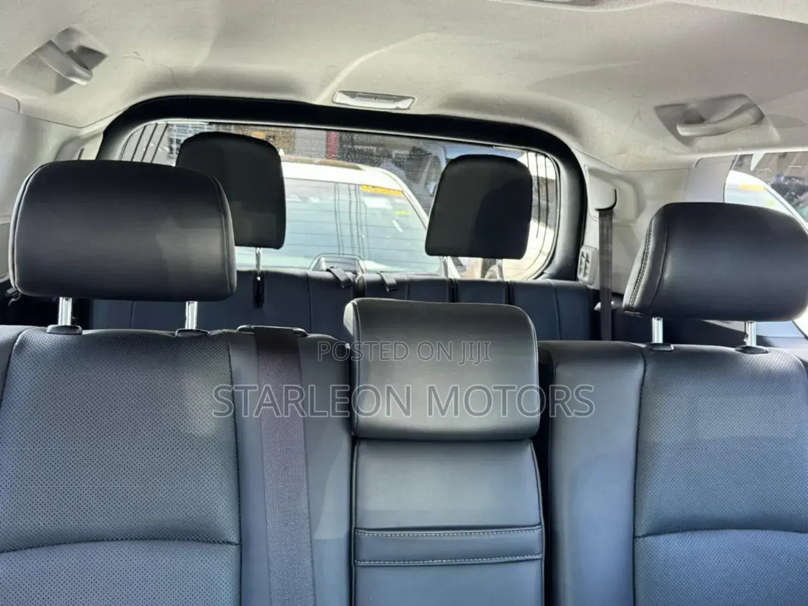 Toyota Land Cruiser Prado 2019 Pearl