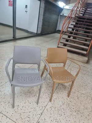 Photo - Armed Plain Plastic Chairs Plastic Chairs