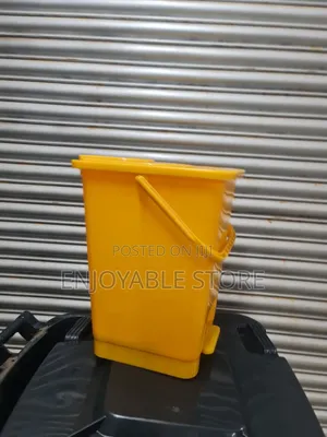None Plastic Dust Bins Plastic Dust Bins