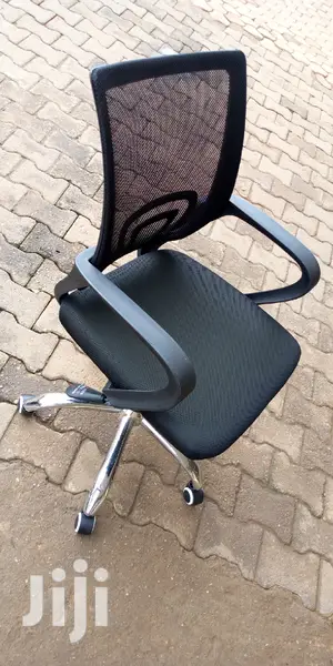 Short Back Mesh Chair