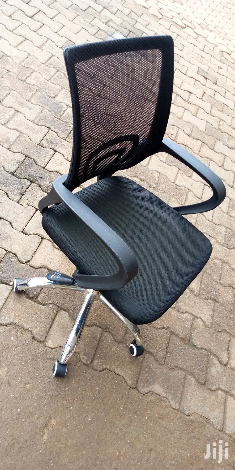 Short Back Mesh Chair