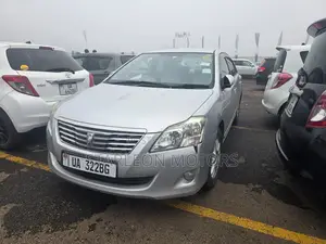 Toyota Premio 2010 Silver