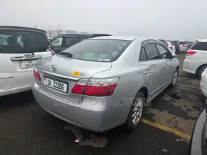 Toyota Premio 2010 Silver