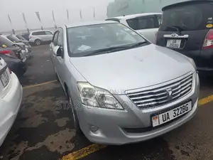 Toyota Premio 2010 Silver