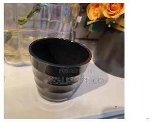 Black Flower Vessel