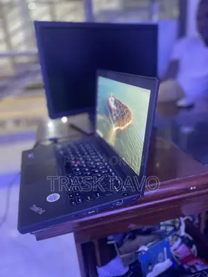 Laptop Lenovo ThinkPad X240 8GB Intel Core I7 SSD 256GB