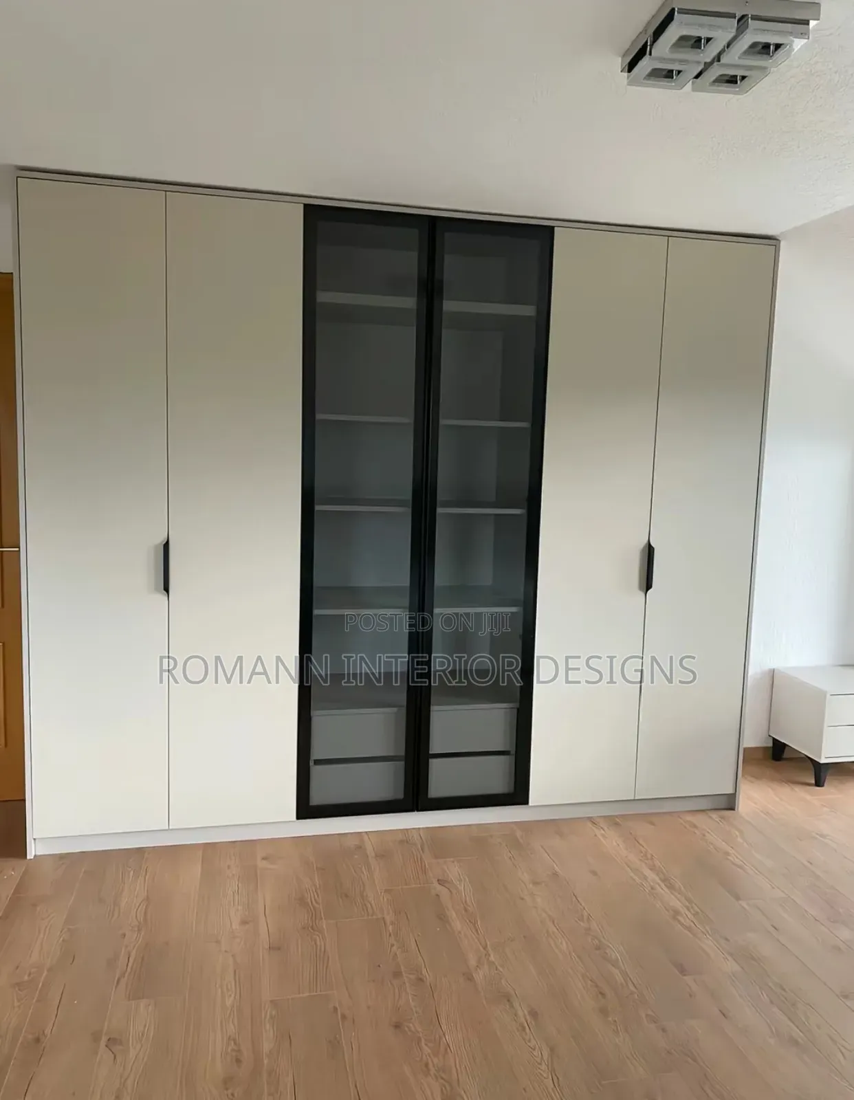 Wardrobe for Bedroom