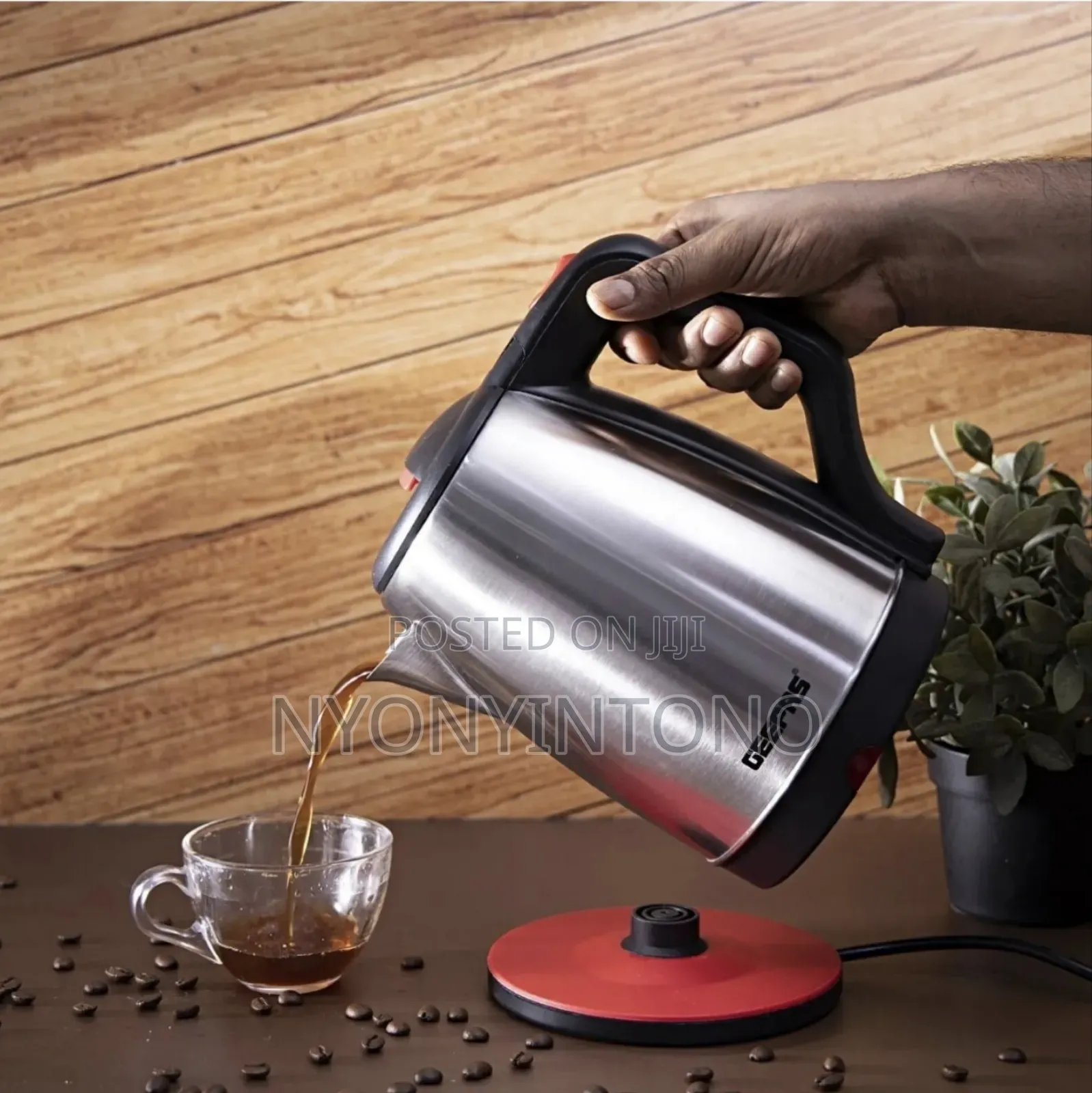 Geepas Top-Quality Electric Kettle Gk 38042