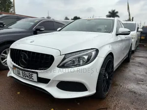 Photo - Mercedes-Benz C180 2015 White